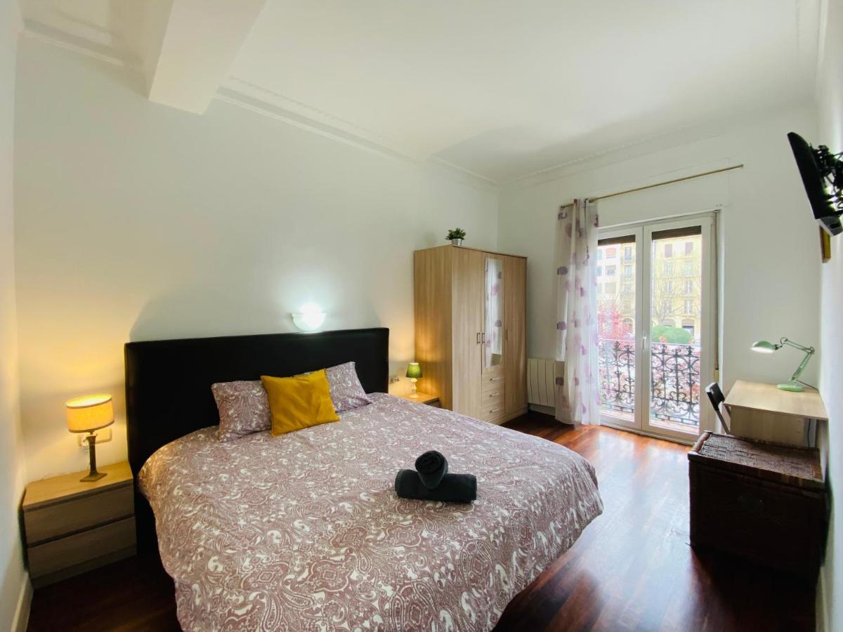 סן סבסטיאן La Plaza Apartment מראה חיצוני תמונה
