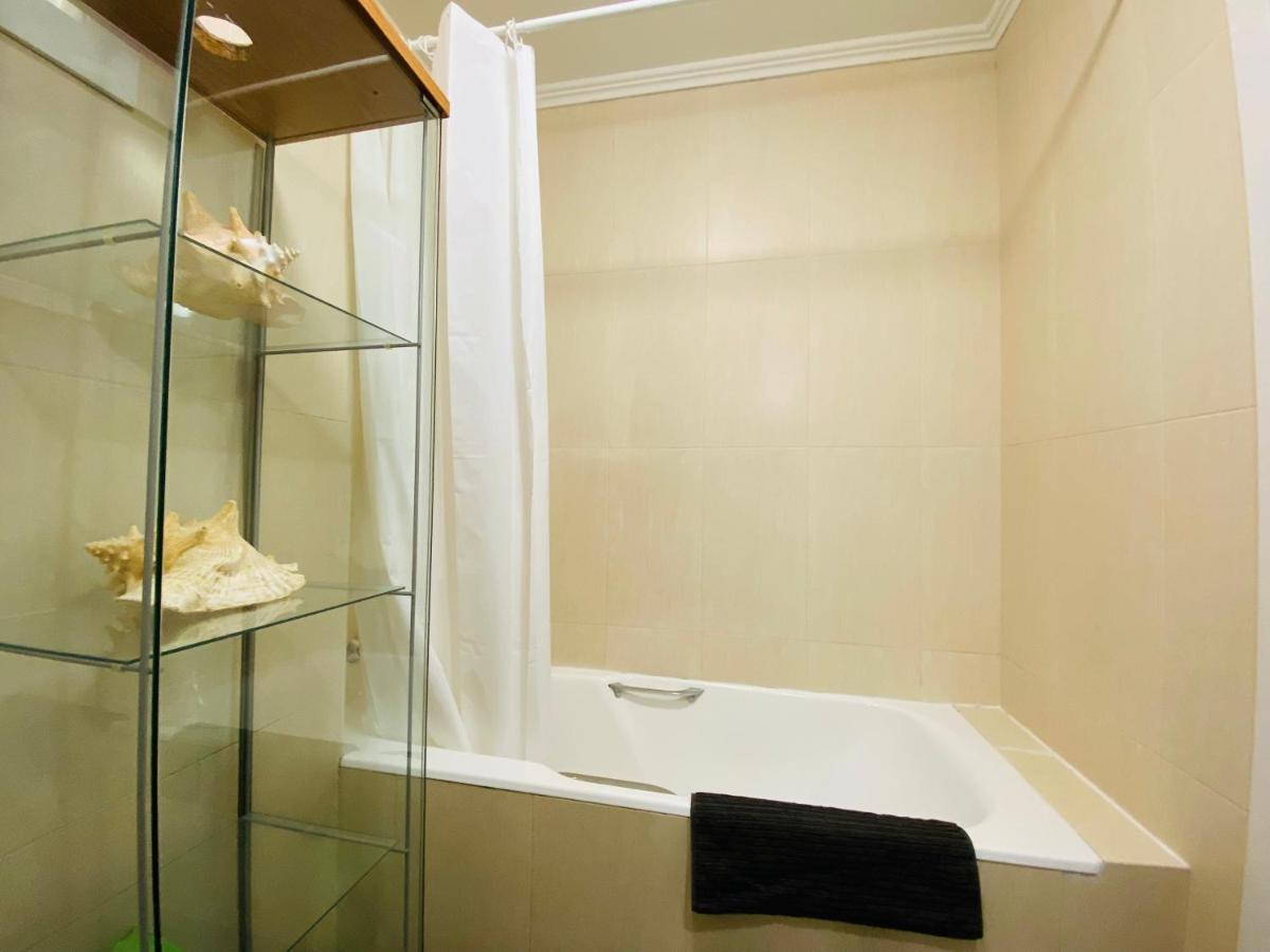 סן סבסטיאן La Plaza Apartment מראה חיצוני תמונה
